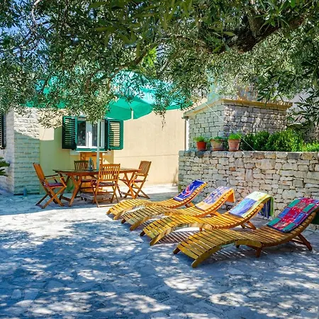 Marija, Korcula